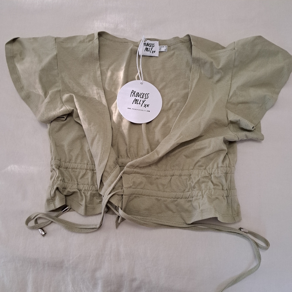 NWT Princess Polly flutter sleeve crop top